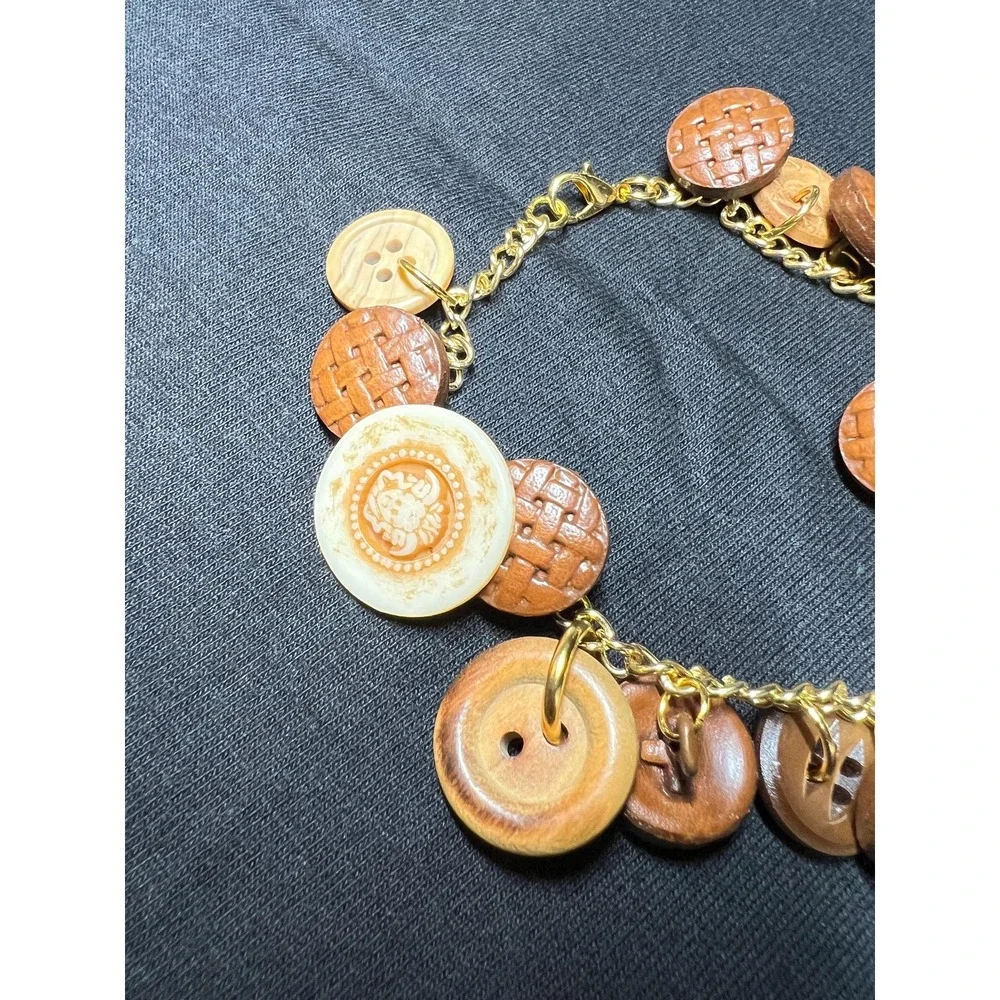 Vintage Button Charm Bracelet: Brown and Cream Colored Buttons - 8 Inch - Picture 2 of 9